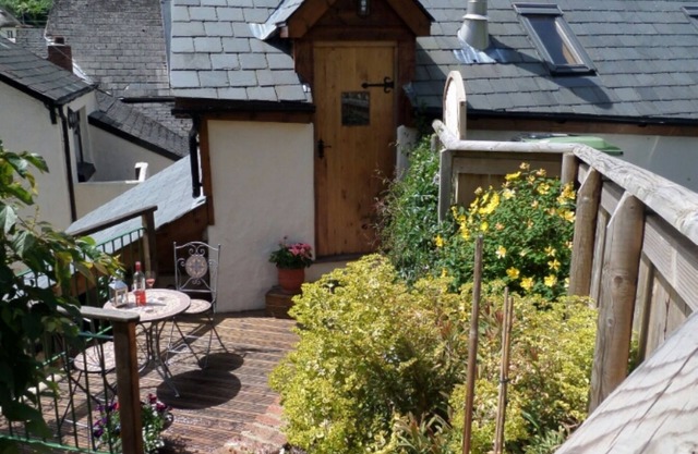 Charming Character Cottage in Picturesque Village 5 * rated