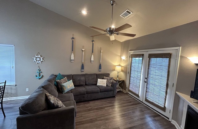 Charming, Conveniently Located Hot Springs Condo