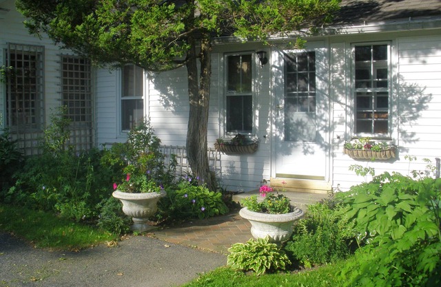 Charming Cottage, New Marlborough Village Green in the Berkshires