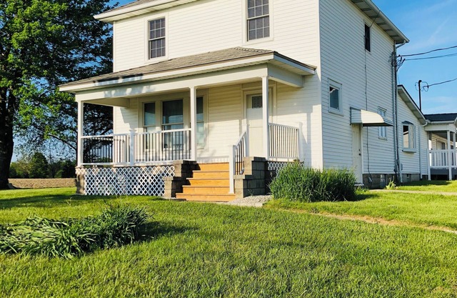 Charming Farmhouse 10 acres for Little Brown Jug near Delaware state park