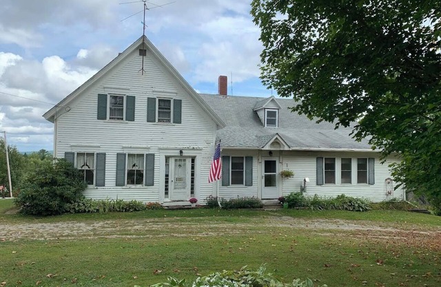 Charming farmhouse in Mariaville with AC and WiFi