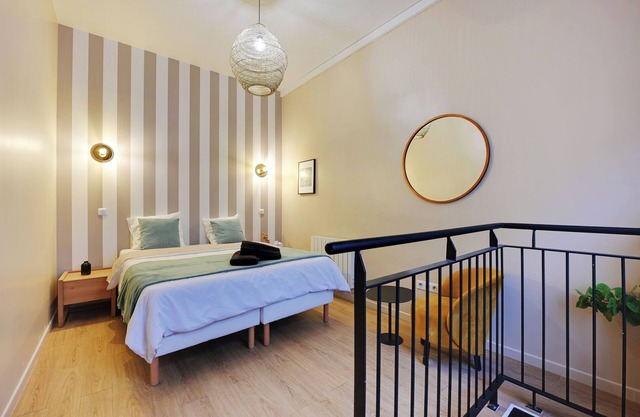 Charming FLAT - 2 bedrooms with a cinema in the "quartier Latin"