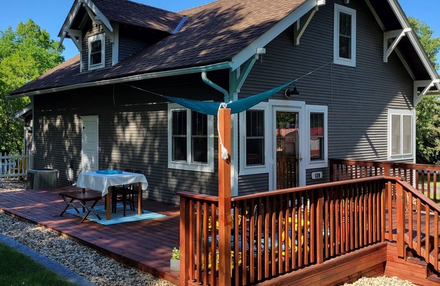 Charming Fort Ransom Getaway