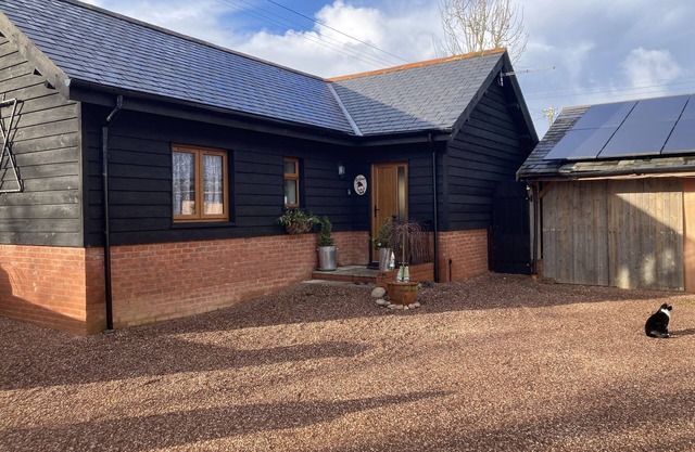 Charming Gnome Cottage, in Devon near Sidmouth