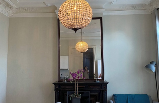 Charming Haussmann apartment in a beautiful town house