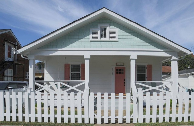 Charming Historic Home | Walk to Northshore