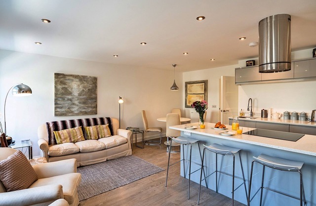 Charming Home in Saltash near Whitsand Bay