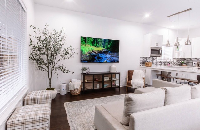 Charming Home Near UK Campus! Perfect for Family Visits.