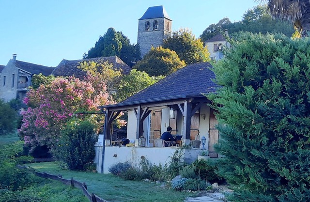 Charming house 6-person PRIVATE POOL Child friendly Beautiful view WiFi
