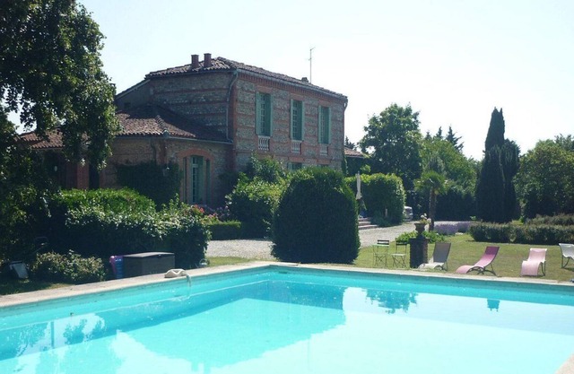 Charming house / Gîte sleeps 12