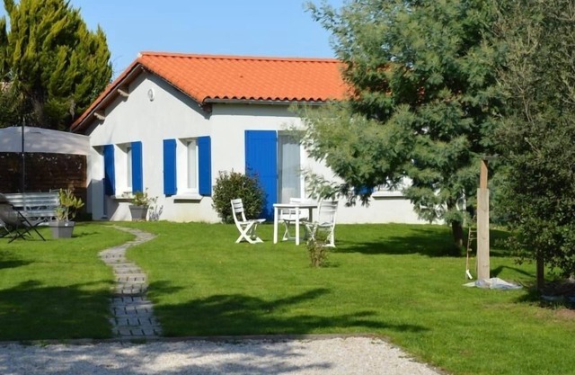 Charming House near Nantes with Private Garden, Terrace, and Modern Amenities