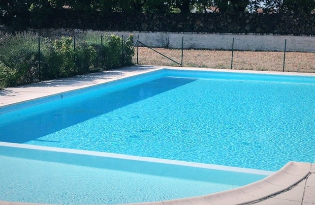 Charming house pool view area les Granges
