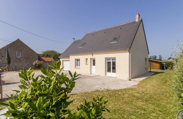 Charming House with Garden near Barfleur – Perfect for Families and Nature Lovers