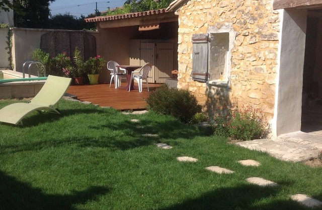 Charming house with pool in village character. Calm, relaxation, tradition