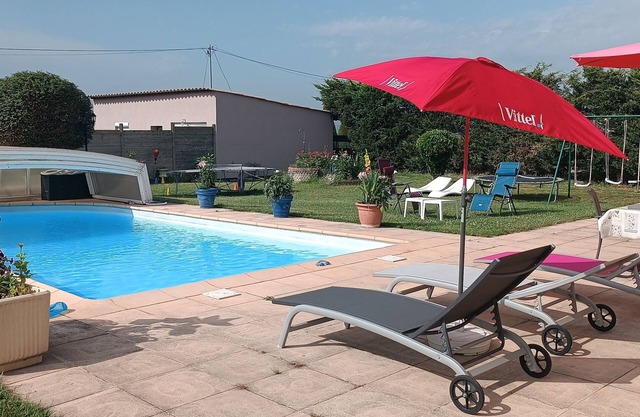 Charming house with swimming pool