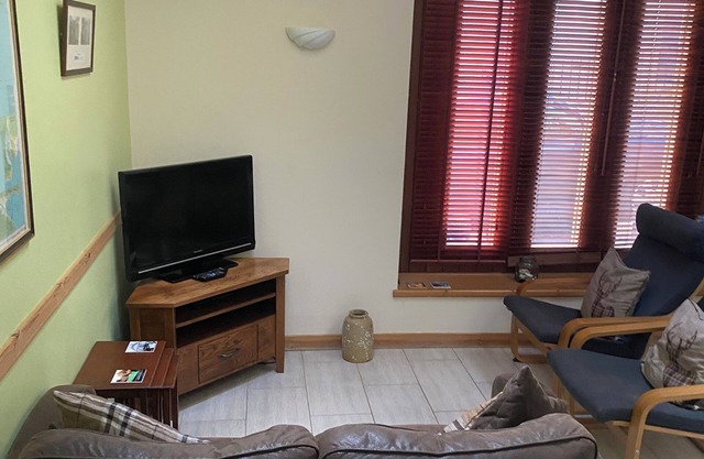 Charming in the heart of Stromness Pet friendly nSaturday Arrival and Departuren
