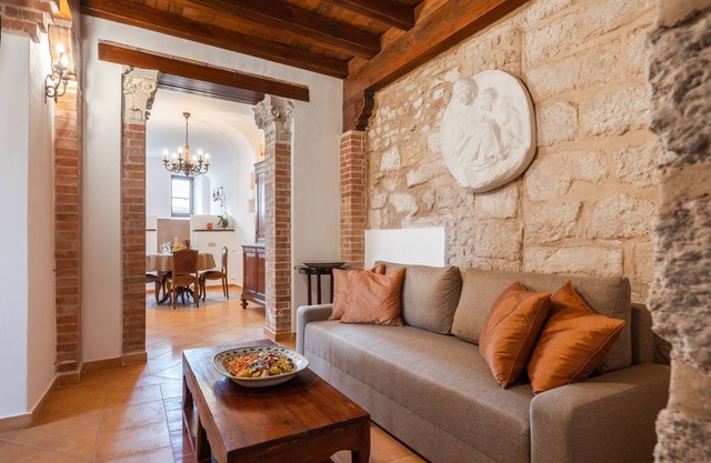 Charming mansion in historic palace in Palermo