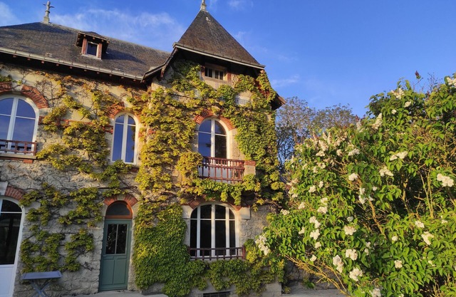 Charming millstone house in the heart of a peaceful village 10 minutes from Reims