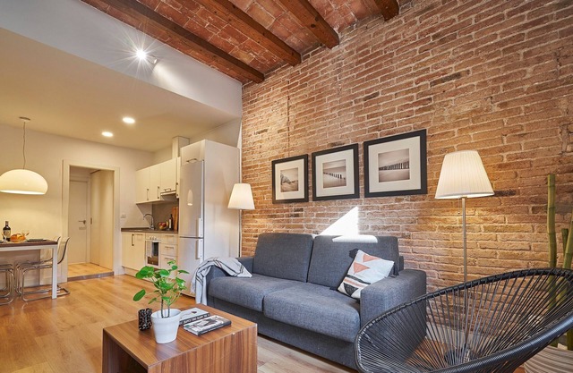 Charming & Modern Apt in Trendy Gracia 3PP by MyRentalHost