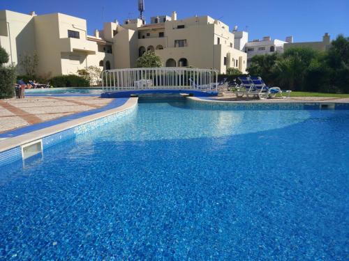 Charming & Modern Poente Albufeira with Double Pool