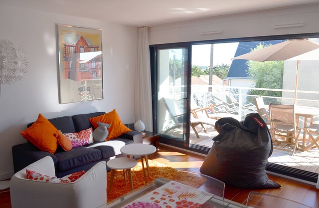 Charming new apartment 200m from Bonne Source beach
