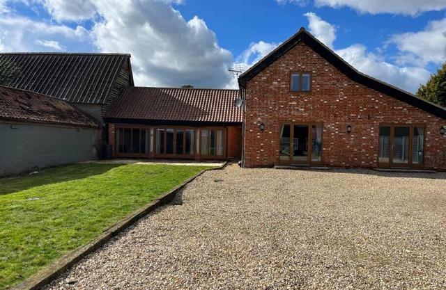Charming Norfolk Barn Conversion in Barnham Broom