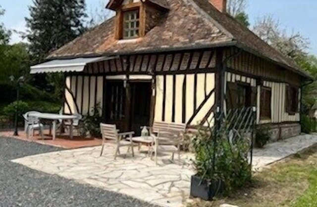 Charming Norman house Seven people