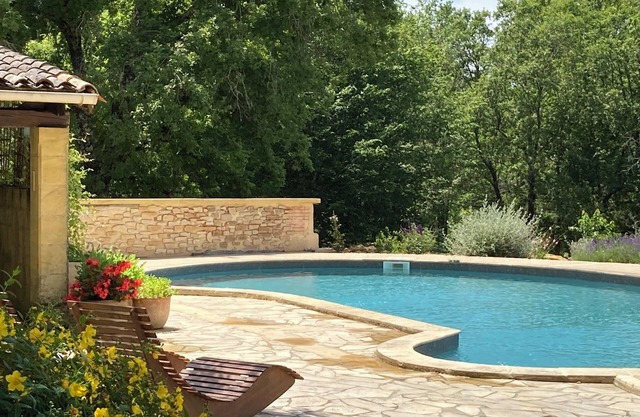 Charming one bedroom Gite with newly renovated swimming pool