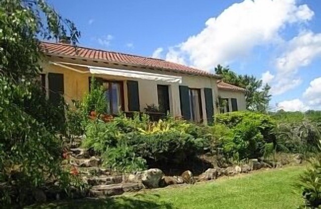 Charming & Peaceful House In A Rural Setting - No Smoking