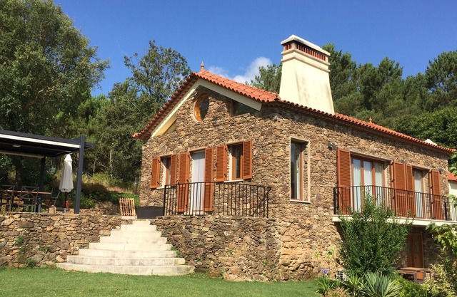 Charming, quiet, rustic villa with modern interior