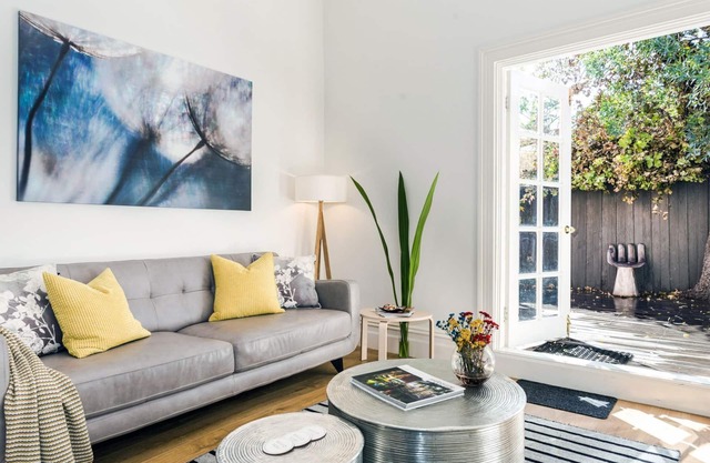 Charming Renovated Victorian Terrace, 2 Bedroom House