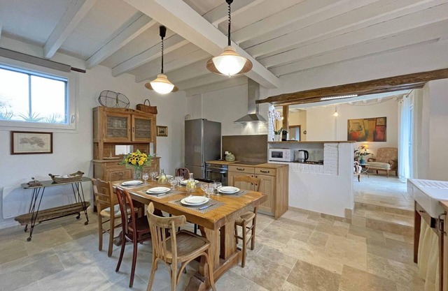 Charming Renovated Country House: 3 Bedrooms, Large Garden, Near Forest Trails, Pet-Friendly