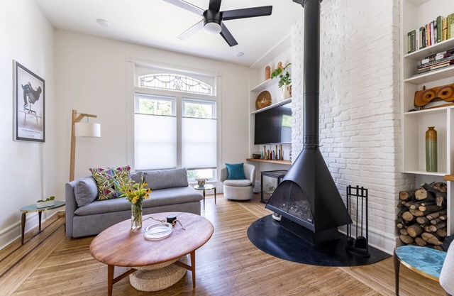 Charming Retreat in Historic Old Louisville/Dreamers Welcome