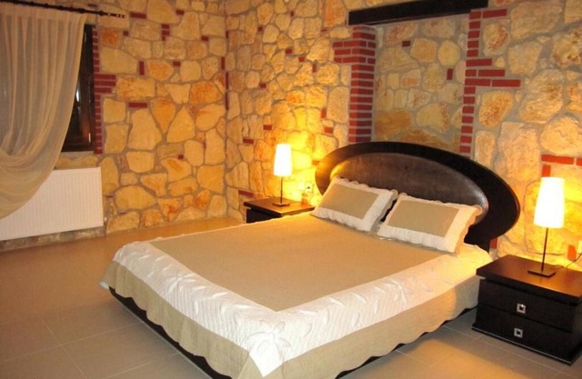 Charming Stone House in Psakoudia, Halkidiki – A Peaceful Getaway.