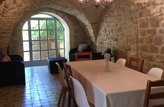 Charming stone house with courtyard and terrace very close to Uzès
