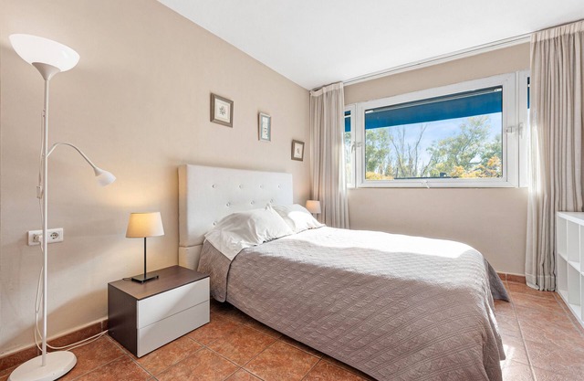 Charming Studio Apartment in Málaga close to the Beach with Wi-Fi