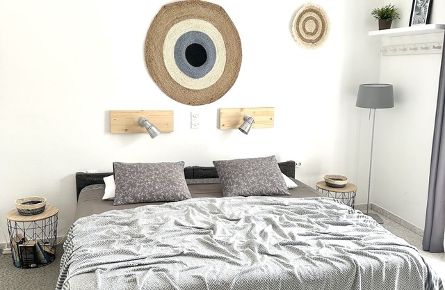 Charming Studio with 14sq terrace in Parikia: 300 meters from Livadia beach