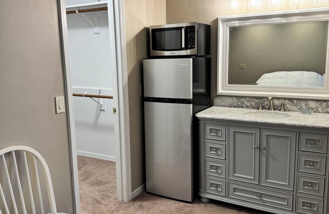 Charming studio with AC and WiFi in fabulous Alachua