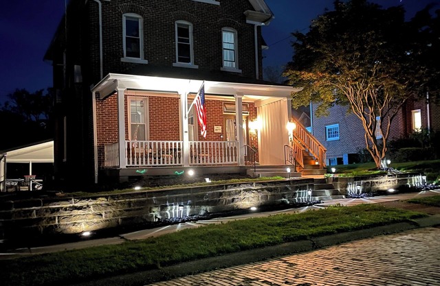 Charming studio with AC and WiFi in delightful Oakmont.