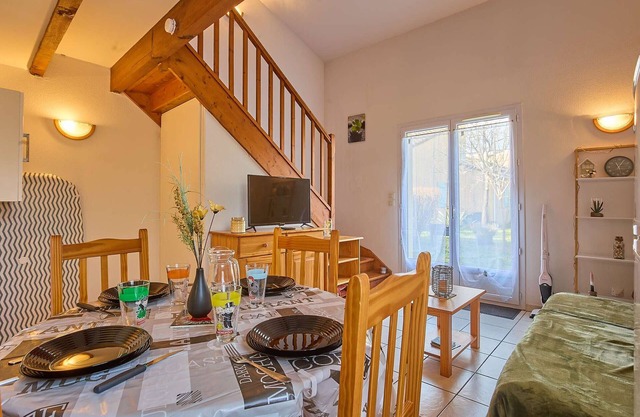 Charming T2 with Garden in Barbotan