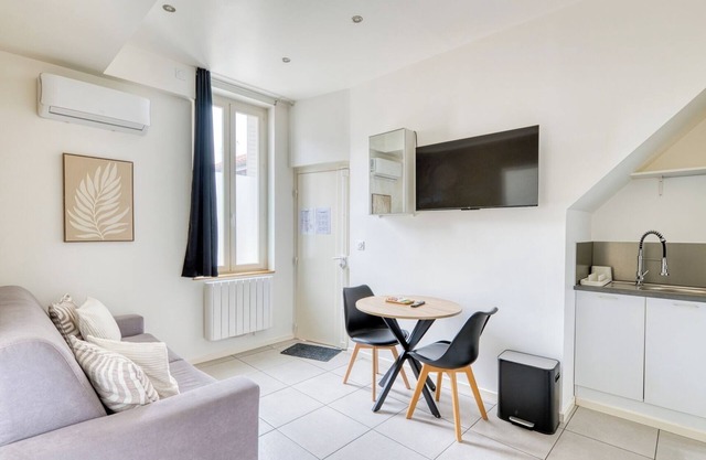 Charming T2 near Lyon!