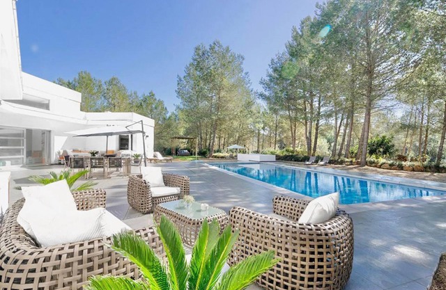 Charming Villa in the Nature of Santa Gertrudis