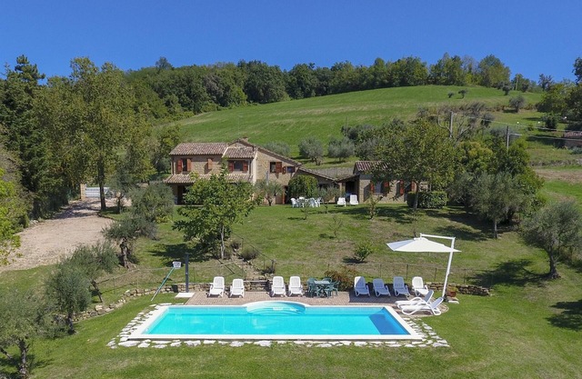 Charming Villa in Marche, private pool and fantastic landscape