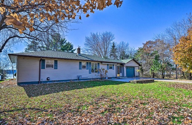 Charming Wausau Cottage On-Site Lake Access!