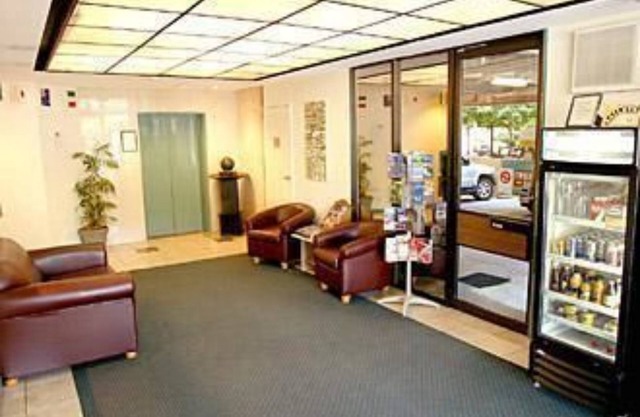 Chasely Apartment Hotel