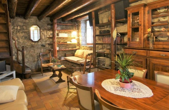 Chaspinhac Inn, 2 bedrooms, sleeps 4