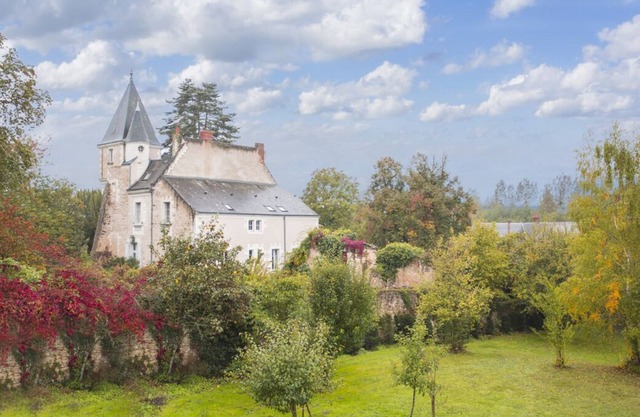 Chateau Alarie - Five Bedroom Castle, Sleeps 15