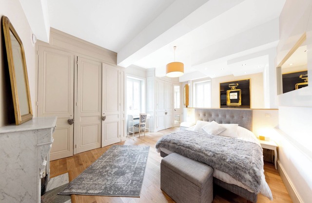 Château Coraline, 15 rooms and spa near Lyon with the peace of the countryside