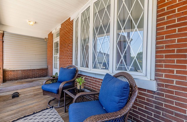 Cheerful 2-bedroom home in the Boro Chambersburg