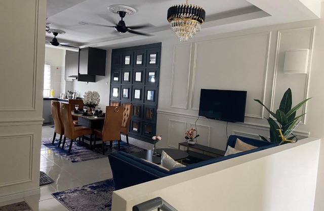 Cheerfull3 bedroom townhouse Terrace